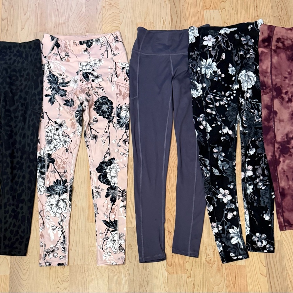 Victoria’s Secret Lot 5 Pair of Leggings Sizes 4 & 6 Mixed
